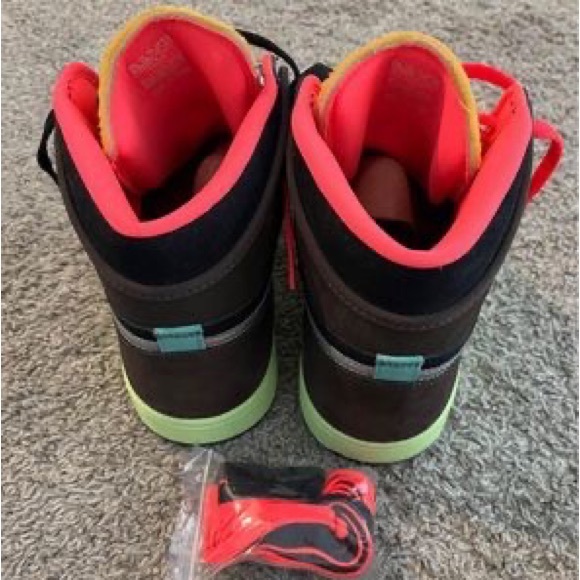 Nike Air Max 95 Day of the Dead sneakers - Picture 3 of 3